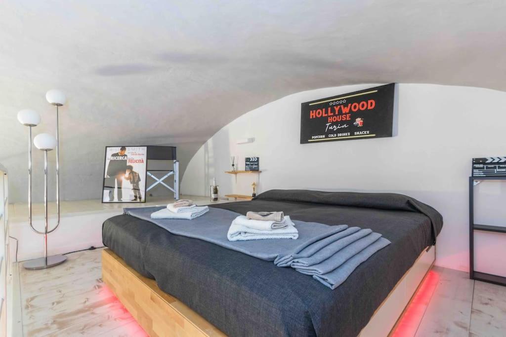 Hollywood Housein The Heart Of Turin Apartamento Exterior foto