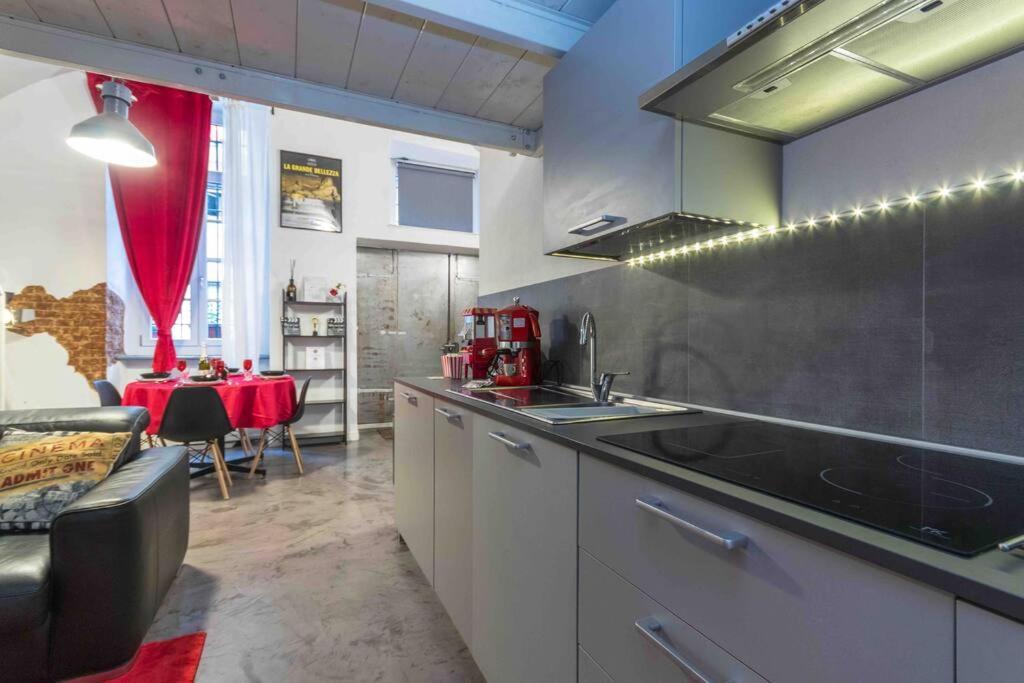 Hollywood Housein The Heart Of Turin Apartamento Exterior foto